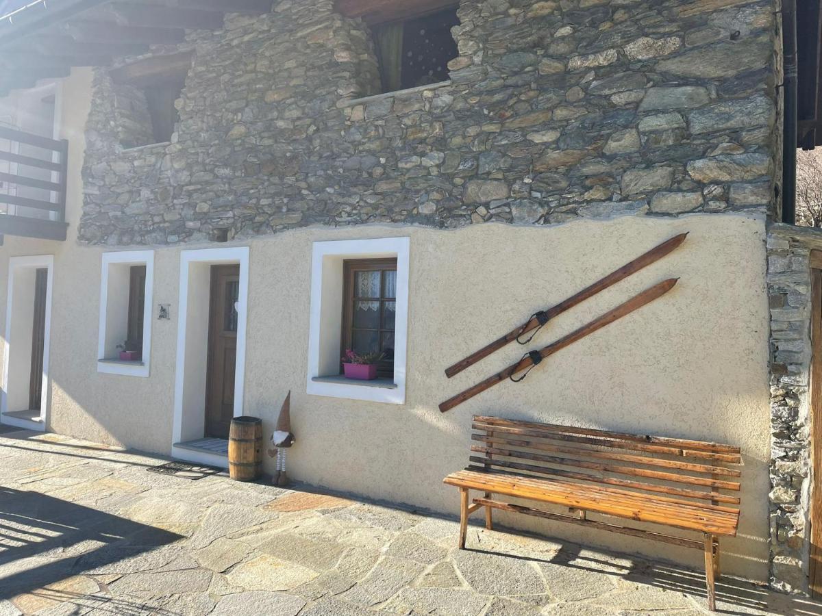 Lo Sougnet Hotel Hone Bagian luar foto